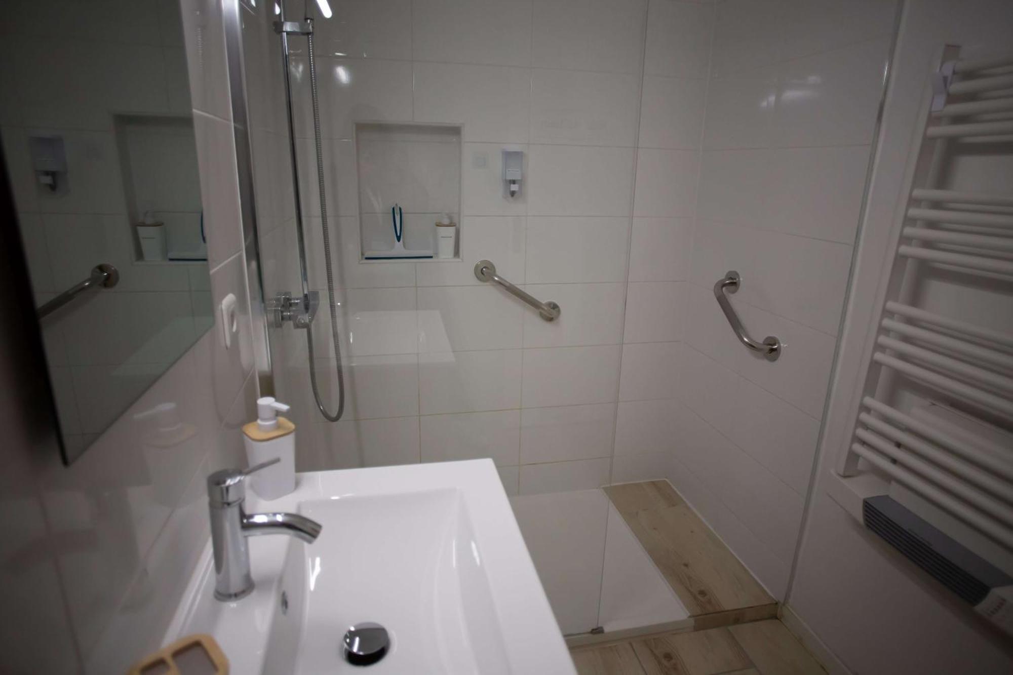 Le Cypres - Appartement Ideal Pour Vos Vacances Ou Vos Deplacements Professionnels A Béziers Exteriér fotografie